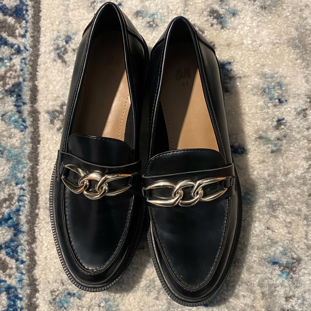 Black chunky soled H&M loafers